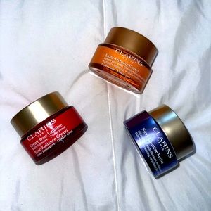 Clarins “Glowy” Super Moisturizer Bundle $$HUGE VALUE!